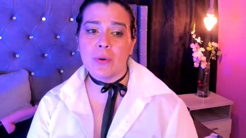   MARTINA   online show from February 2025 05:38:02 PM