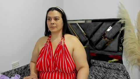   MARTINA   online show from April 2026 11:09:02 PM