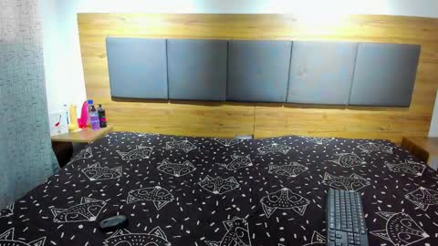  M A R T I N A  online show from November 2025 01:18:02 PM