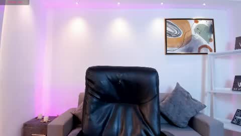 Snapshot of martina_mancinii chatting on July 2026 11:24:01 AM Martina online show from July 2026 11:24:01 AM