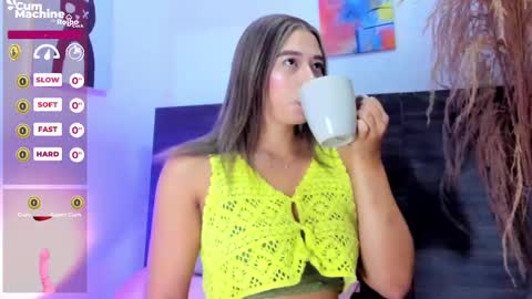 Snapshot of martina_miiller chatting on March 2025 12:58:02 PM martina mIIler online show from March 2025 12:58:02 PM