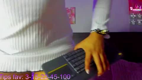 Snapshot of martina_miiller chatting on October 2025 12:47:01 PM martina mIIler online show from October 2025 12:47:01 PM
