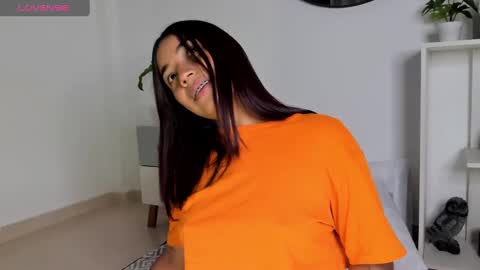 Snapshot of martina_monst chatting on January 2025 02:09:02 AM martina Monst online show from January 2025 02:09:02 AM
