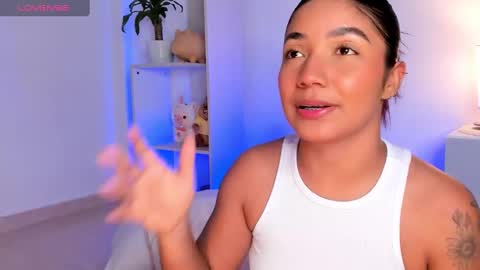 Snapshot of martina_monst chatting on February 2025 01:37:01 AM martina Monst online show from February 2025 01:37:01 AM