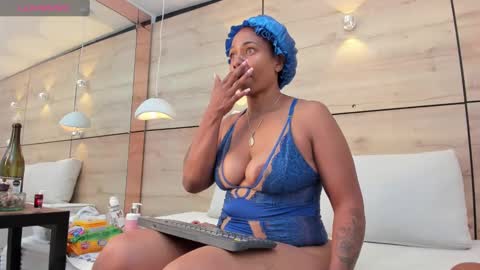 Snapshot of martina_touss chatting on March 2025 07:16:02 PM martina touss online show from March 2025 07:16:02 PM
