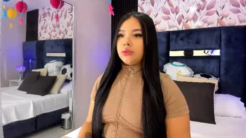 Snapshot of martinagarcia__ chatting on June 2026 07:04:01 PM Martina Garcia online show from June 2026 07:04:01 PM