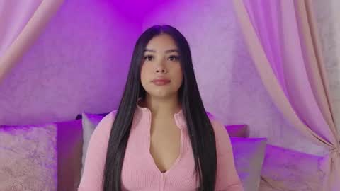 Snapshot of martinagarcia__ chatting on July 2026 06:43:02 PM Martina Garcia online show from July 2026 06:43:02 PM