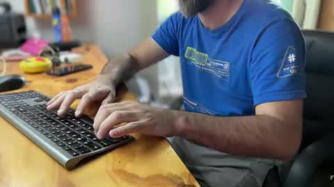 Snapshot of martincito22xl chatting on December 2024 01:35:01 PM Martincito online show from December 2024 01:35:01 PM