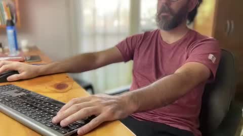 Snapshot of martincito22xl chatting on December 2024 12:27:01 PM Martincito online show from December 2024 12:27:01 PM