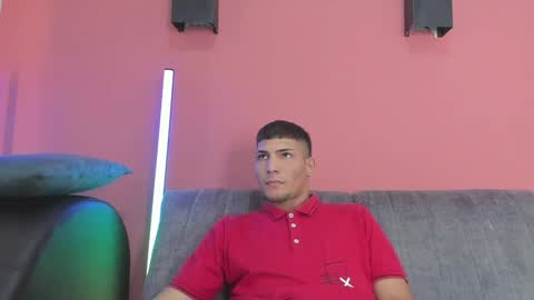 Snapshot of mary_and_damian chatting on December 2024 01:33:01 PM mary_and_damian online show from December 2024 01:33:01 PM