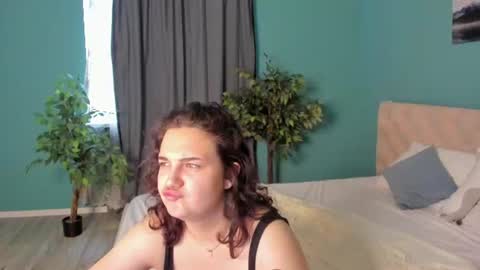 Snapshot of mary_f0x chatting on July 2026 08:10:01 AM Mary fox online show from July 2026 08:10:01 AM