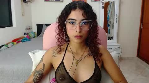 Snapshot of mary_jane1_ chatting on February 2025 12:48:01 AM mary online show from February 2025 12:48:01 AM