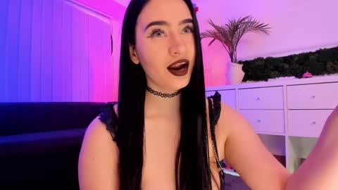 Snapshot of mary_lori chatting on June 2026 06:34:01 AM Mary online show from June 2026 06:34:01 AM