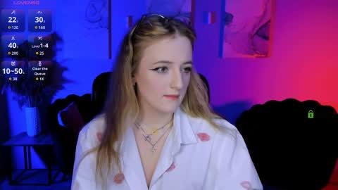 mary_moon__ online show from April 2026 08:31:01 PM