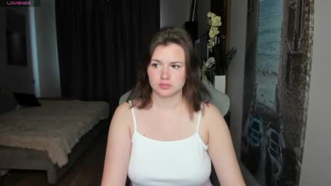Snapshot of mary_net chatting on July 2026 11:28:01 AM Mary online show from July 2026 11:28:01 AM