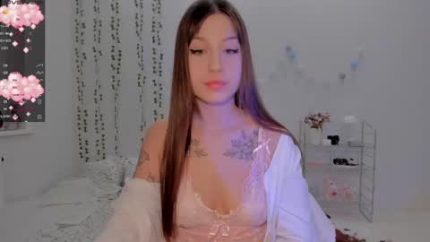 Maryana online show from March 2025 06:34:01 PM