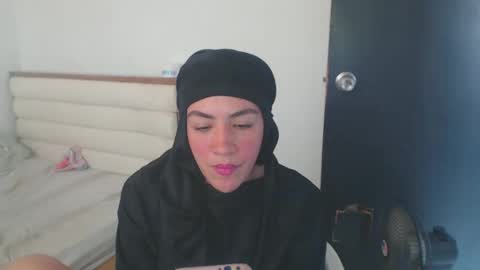 Snapshot of maryam_arabicmilk chatting on January 2025 03:52:01 PM maryam_arabicmilk online show from January 2025 03:52:01 PM