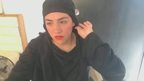 Snapshot of maryam_arabicmilk chatting on February 2025 08:17:02 PM maryam_arabicmilk online show from February 2025 08:17:02 PM