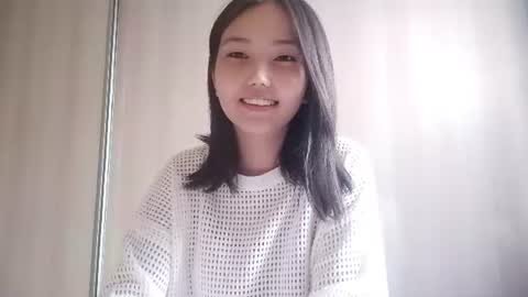 Snapshot of marybellegalaviz chatting on June 2026 01:02:01 PM Lily online show from June 2026 01:02:01 PM