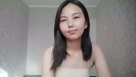 Snapshot of marybellegalaviz chatting on July 2026 12:03:02 PM Lily online show from July 2026 12:03:02 PM