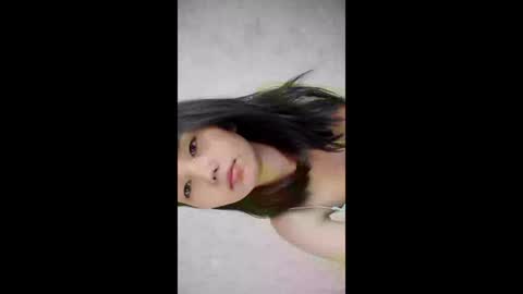 Snapshot of marybellegalaviz chatting on July 2026 12:01:02 PM Lily online show from July 2026 12:01:02 PM