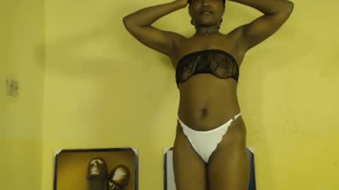 Snapshot of maryjane419 chatting on November 2025 05:19:02 AM maryjane online show from November 2025 05:19:02 AM