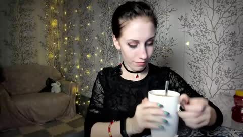 Snapshot of marylou_ chatting on November 2025 11:44:01 AM Mary Lou online show from November 2025 11:44:01 AM