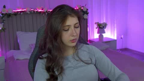 Mary Miller online show from December 2025 10:33:01 AM