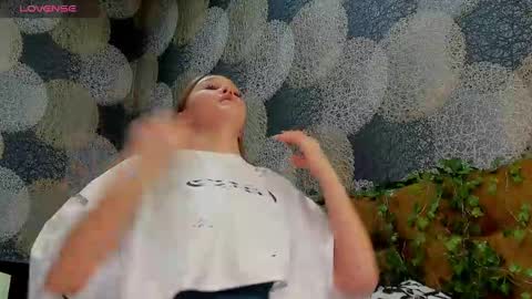 Mary online show from February 2025 03:19:01 PM