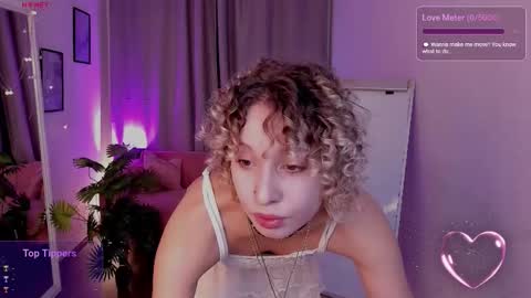 Mary online show from December 2025 05:45:02 AM