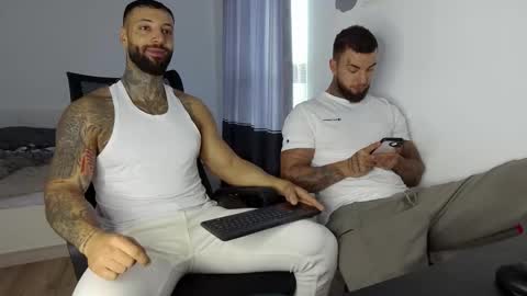 masculineguy69 online show from October 2025 06:47:01 AM