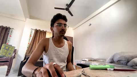 Mask Boy online show from January 2025 07:37:01 AM