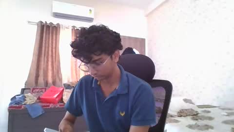 Mask Boy online show from October 2025 02:58:02 AM