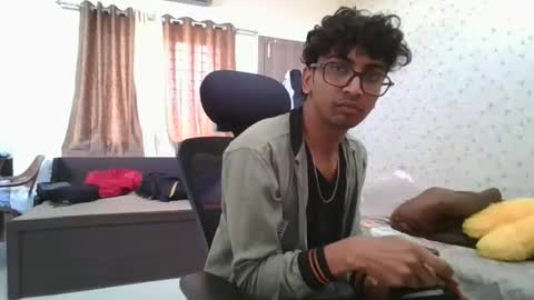 Mask Boy online show from January 2026 06:59:02 AM