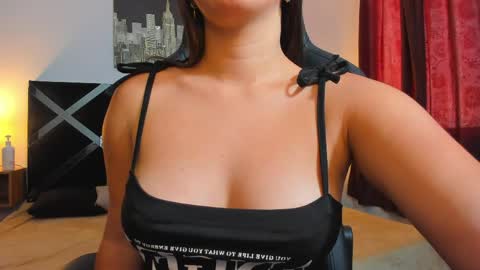 Scarlet  online show from April 2026 05:21:02 PM