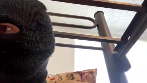 Snapshot of maskedvenomx chatting on November 2025 04:46:01 PM maskedvenomx online show from November 2025 04:46:01 PM