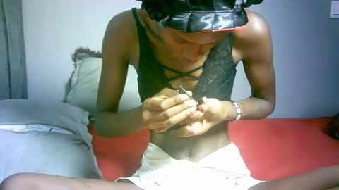 maskgang001 online show from April 2026 04:37:01 AM