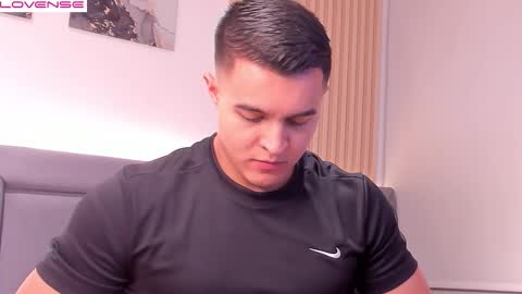 Mason Bennet online show from January 2026 11:29:02 PM