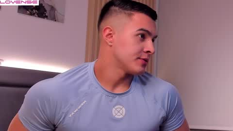 Mason Bennet online show from January 2026 09:52:02 PM