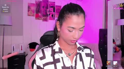 massielhot online show from April 2026 04:11:02 PM