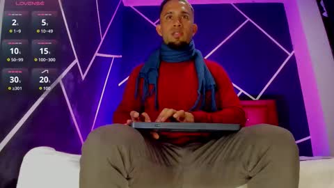 massimo_cruz online show from November 2025 08:31:01 PM