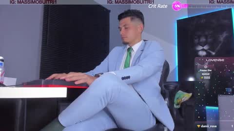 I am Massimo online show from January 2025 12:33:01 AM