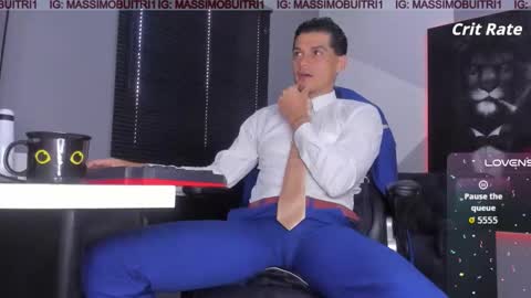 I am Massimo online show from November 2025 01:00:02 PM