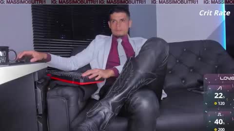 I am Massimo online show from November 2025 01:51:02 AM