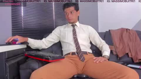 Snapshot of massimo_g chatting on July 2026 01:38:01 PM I am Massimo online show from July 2026 01:38:01 PM