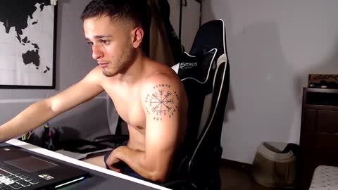 massimo online show from September 2025 11:15:02 PM