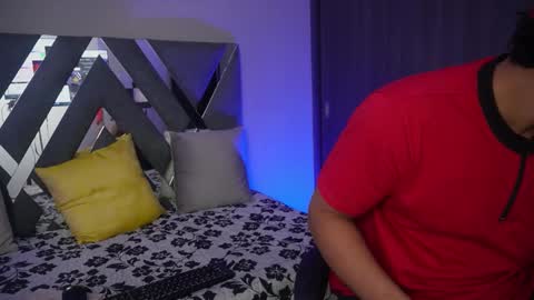 Snapshot of massimo_vidal chatting on September 2025 02:50:02 AM massimo_vidal online show from September 2025 02:50:02 AM