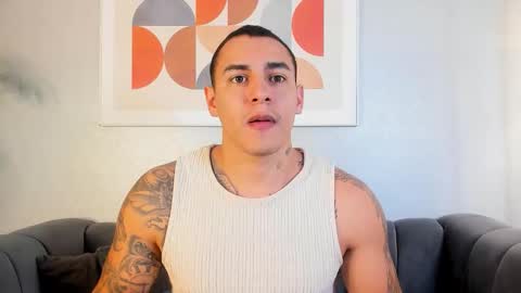 Massimo Contie online show from November 2025 10:27:01 AM