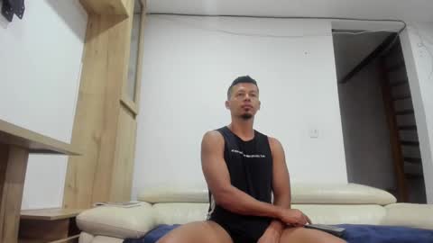 Domi online show from December 2024 10:01:02 AM
