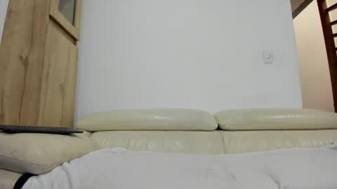 Domi online show from September 2025 11:47:02 AM